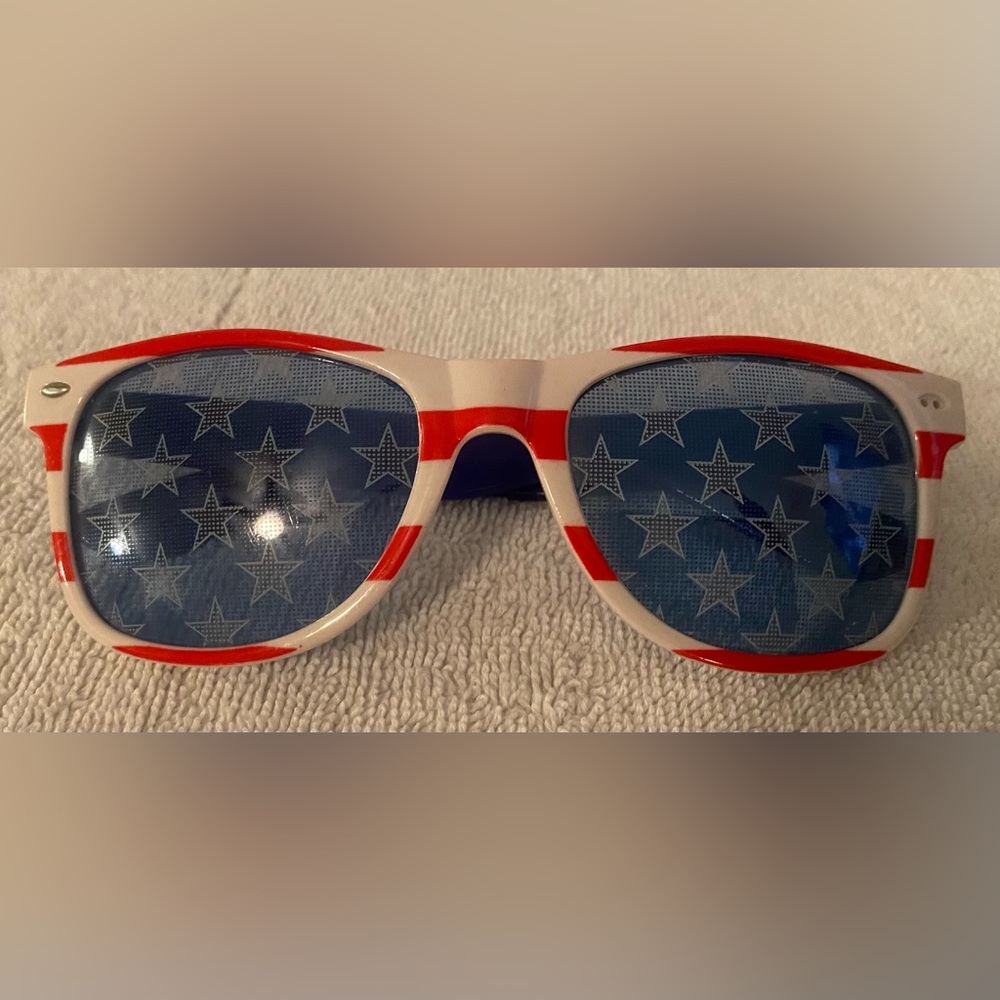 🇺🇸 Patriotic Star Sunglasses 🇺🇸